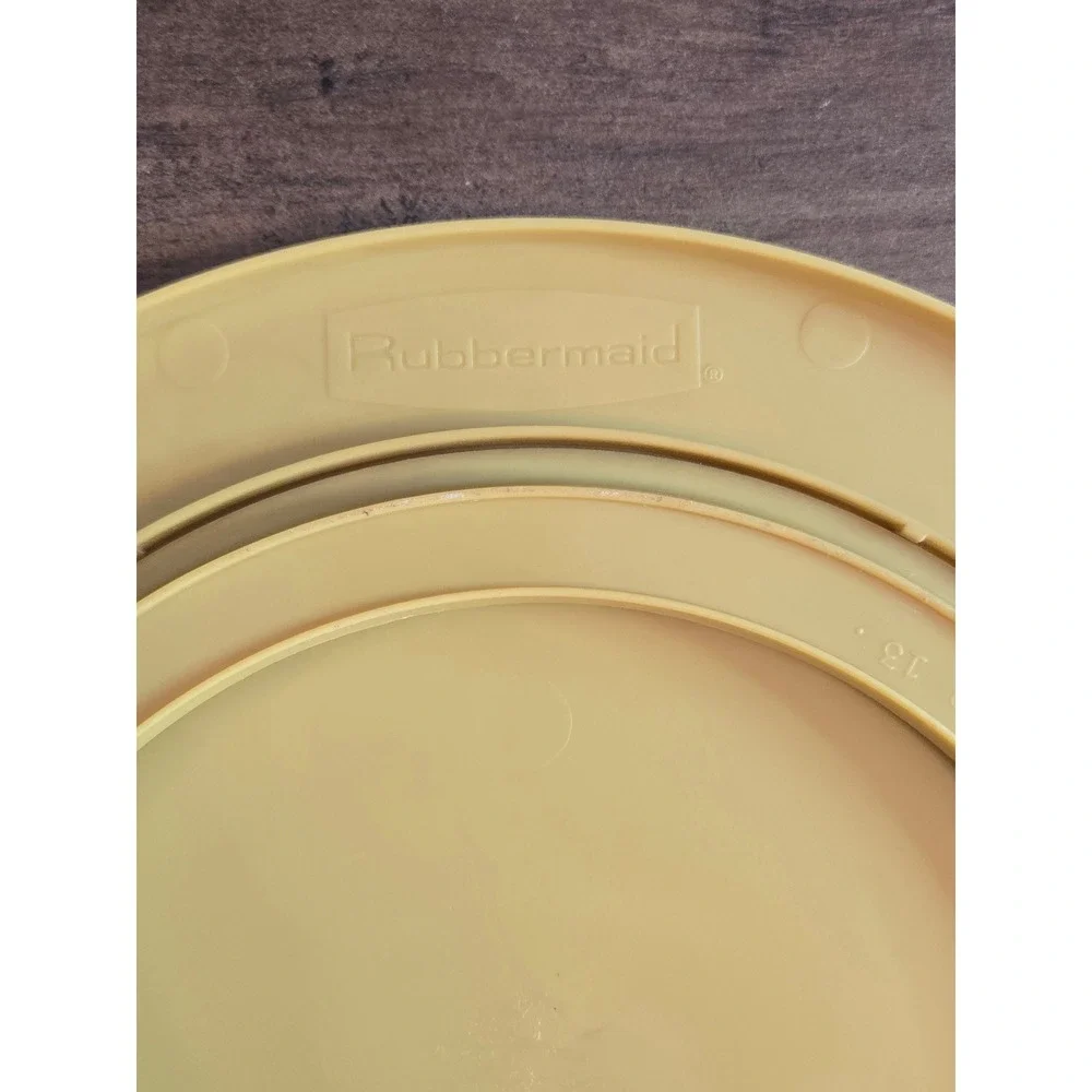 Vintage Rubbermaid Harvest Yellow Single Layer Lazy Susan Turntable Round 10.5